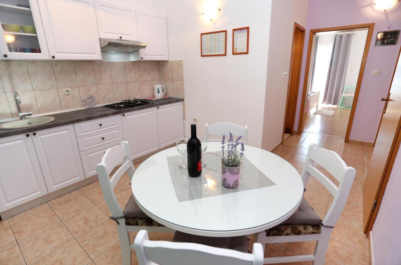 M&i Apartment *