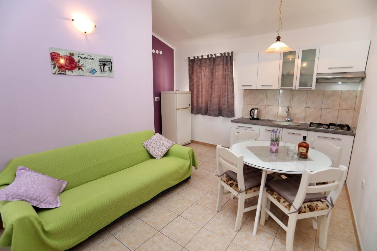 Apartment M&i *